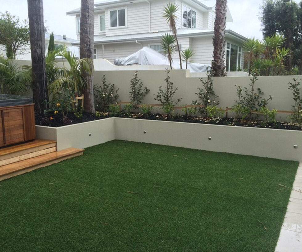 Urban Turf Prestige - Residential backyard artificial turf