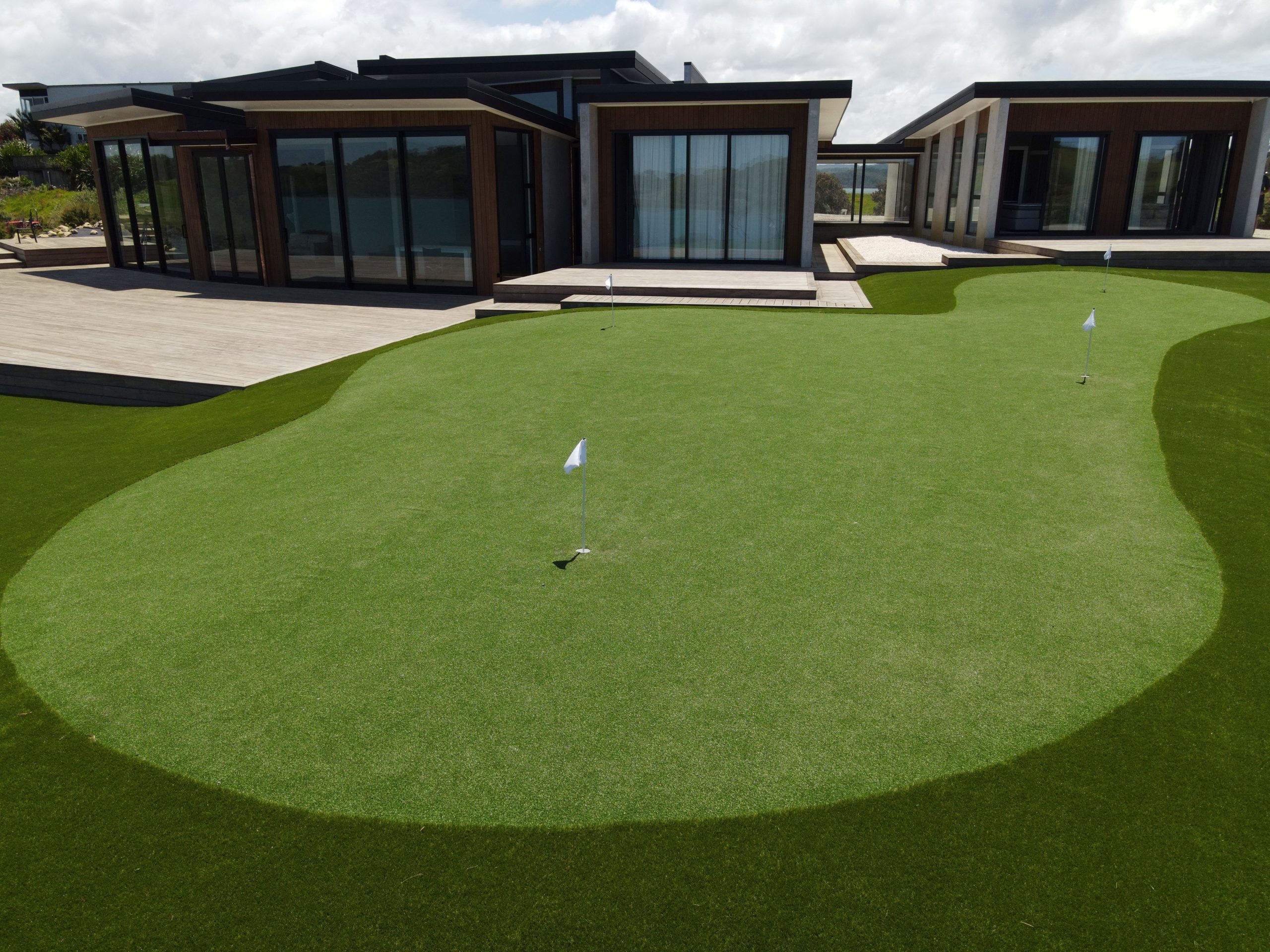 Urban_True_Putt_and_Urban_Bayside_35mm Artificial Grass Putting Green